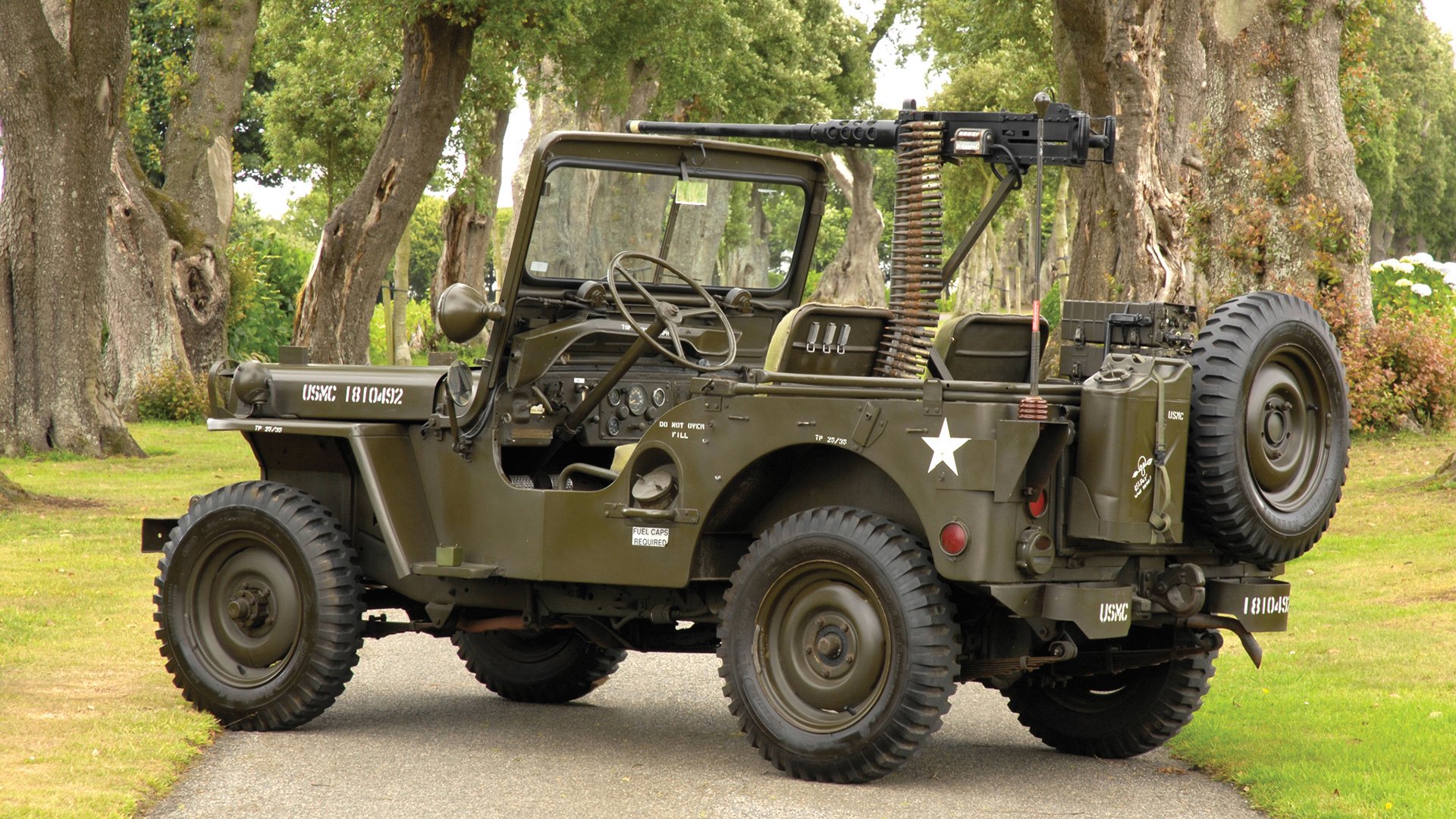 男子200蝶美队实现包揽